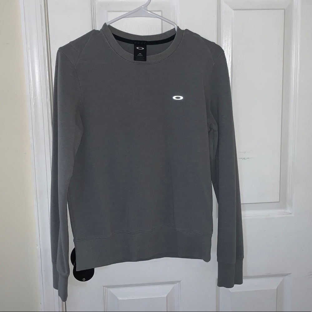 Oakley sweatshirt